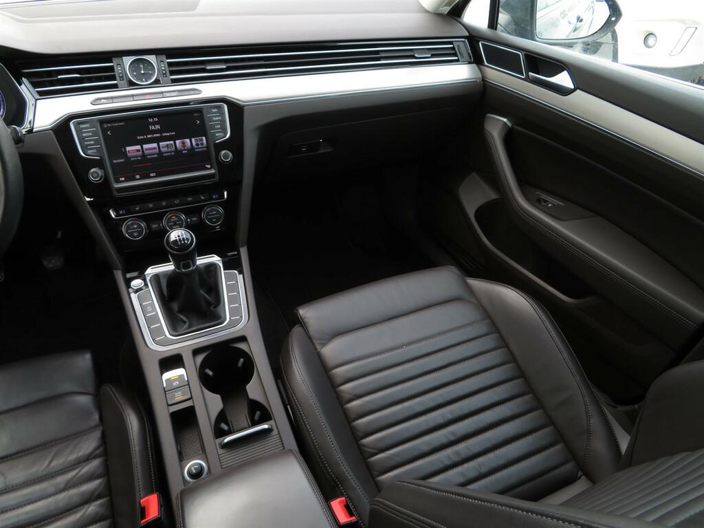 VW Passat Highline 2.0 TDI