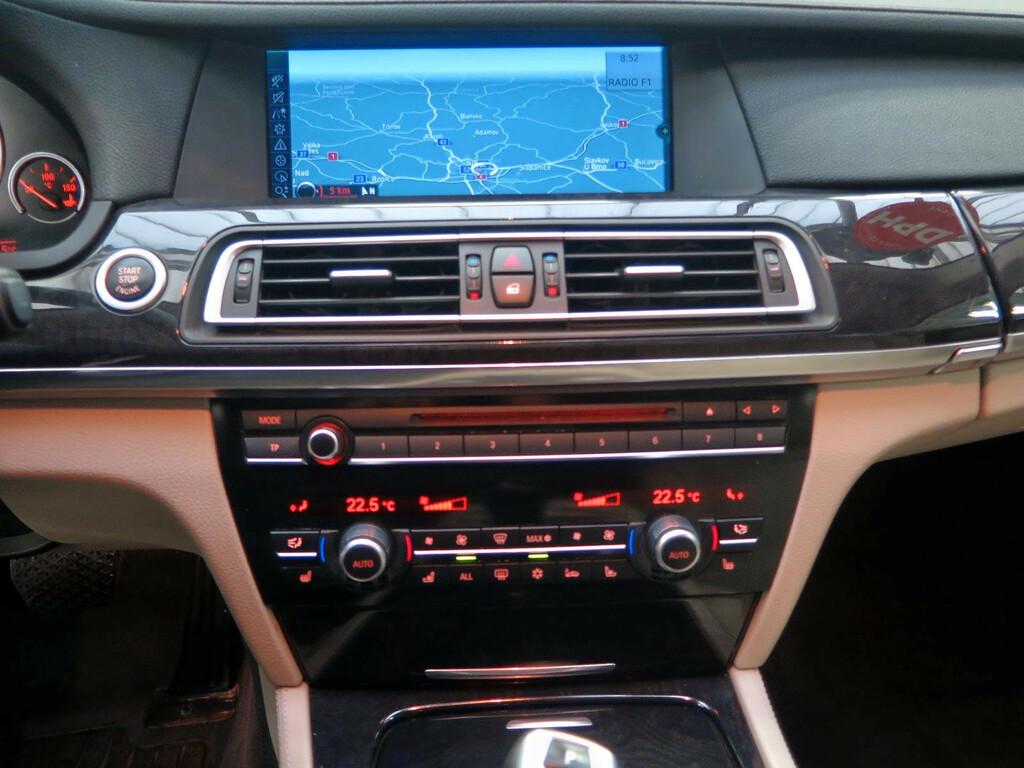 BMW 7  730 d