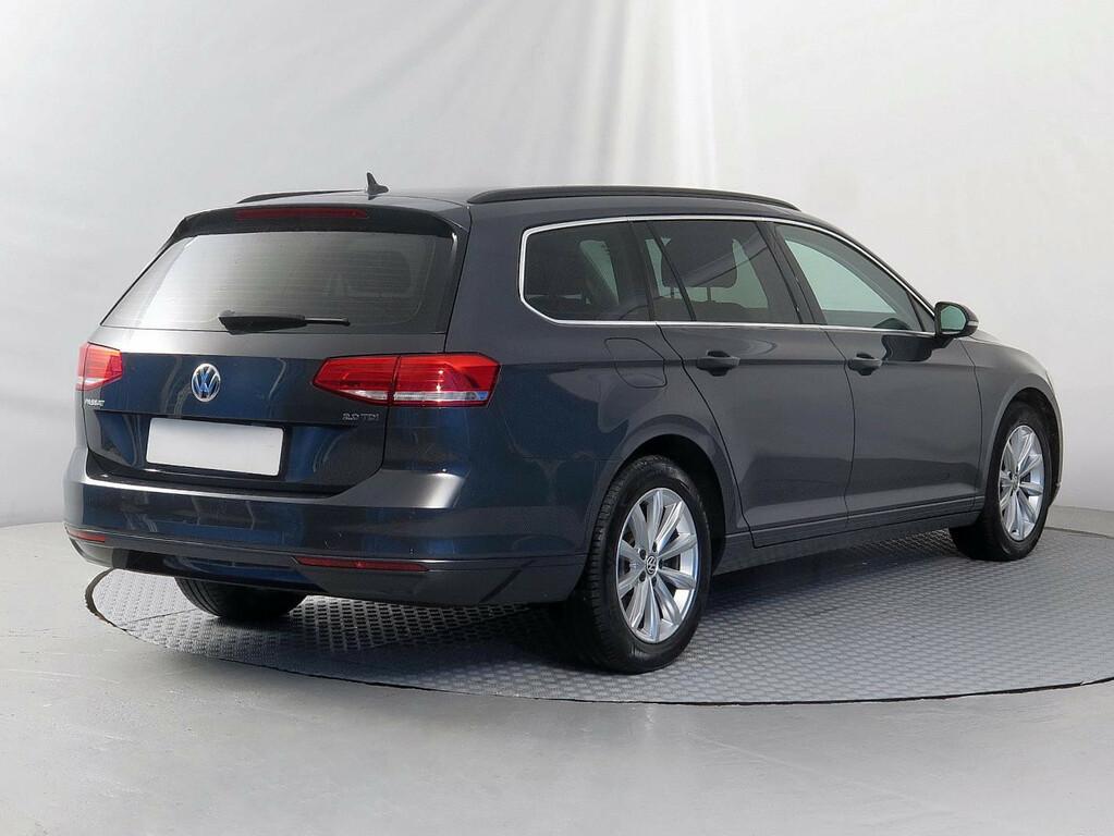 VW Passat Comfortline 2.0 TDI