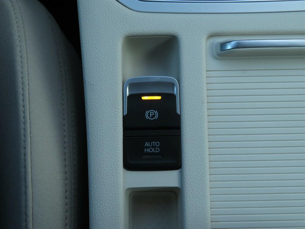 VW Passat Comfortline 2.0 TDI