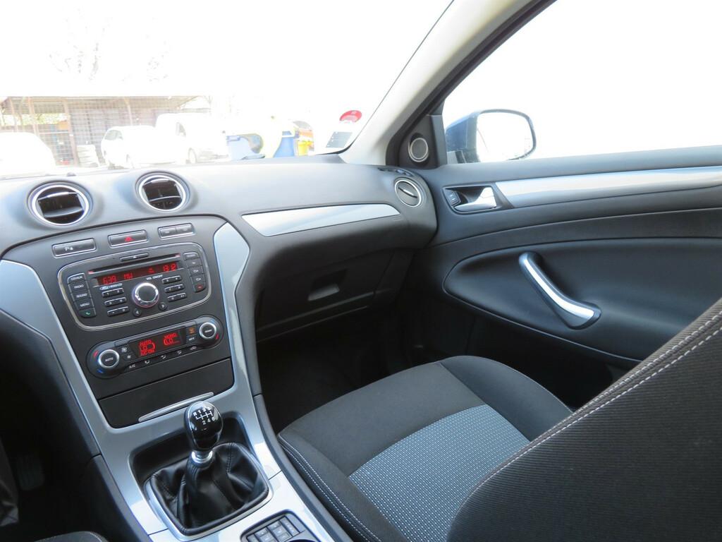 Ford Mondeo  2.0 TDCi