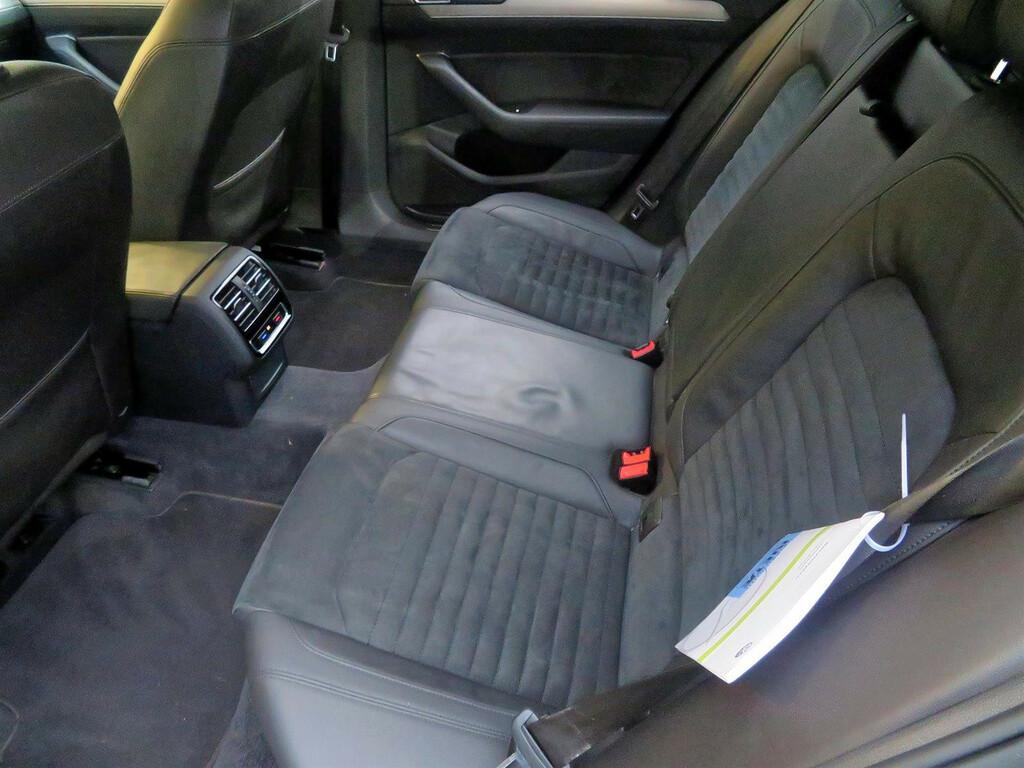 VW Passat Highline 2.0 TDI