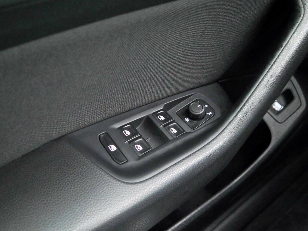 VW Passat Comfortline 2.0 TDI