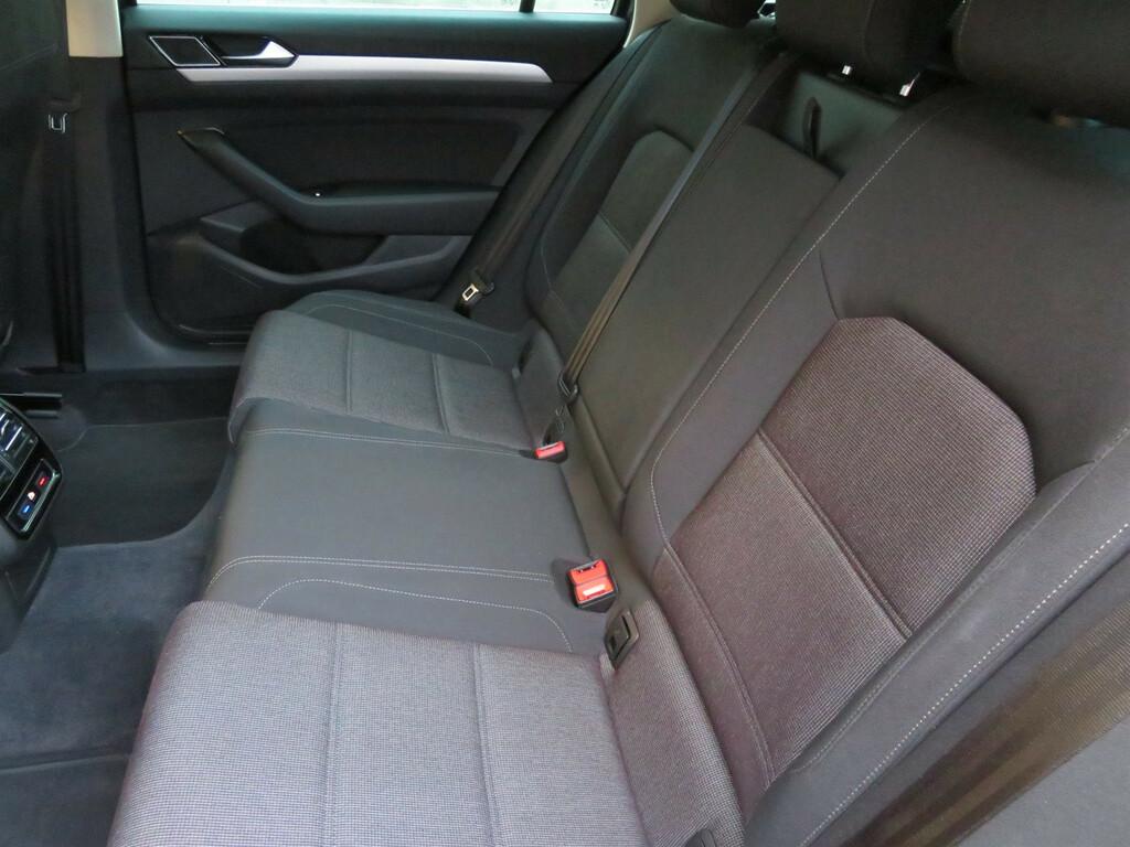 VW Passat Comfortline 2.0 TDI