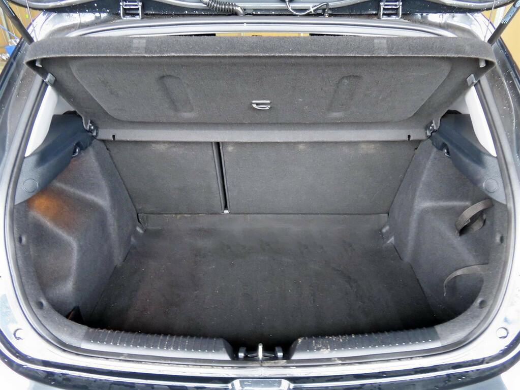 Kia Ceed  1.4 CVVT