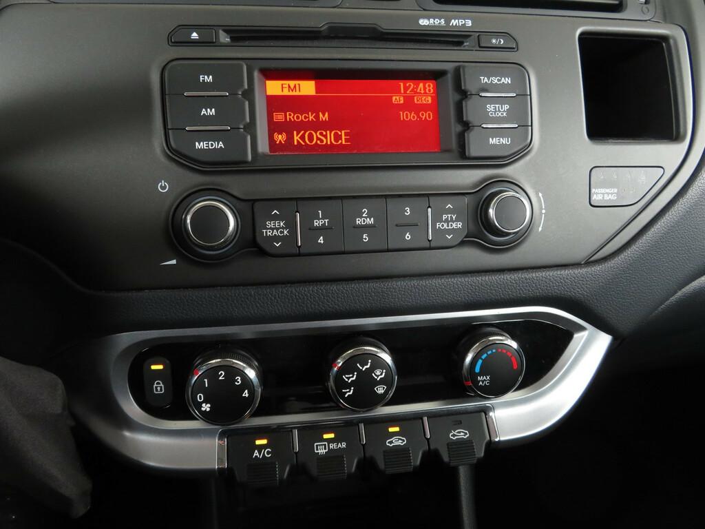 Kia Rio  1.25 CVVT