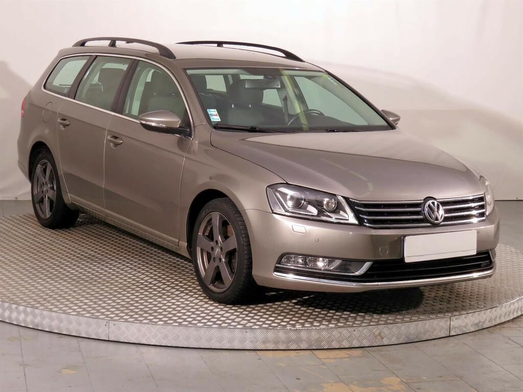VW Passat Comfortline 2.0 TDI