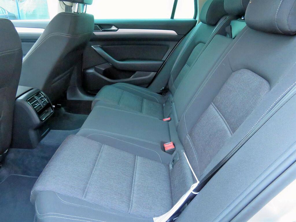 VW Passat Comfortline 2.0 TDI