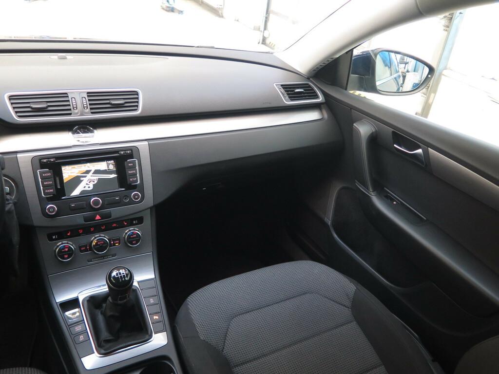 VW Passat Comfortline 2.0 TDI
