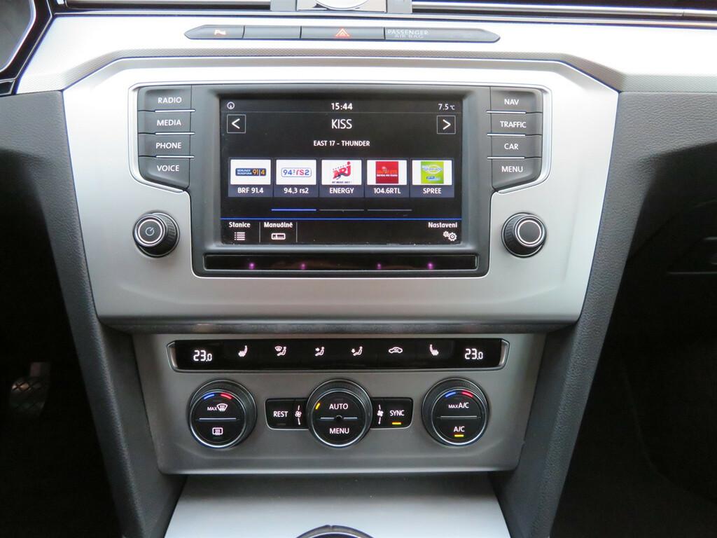 VW Passat Comfortline 2.0 TDI