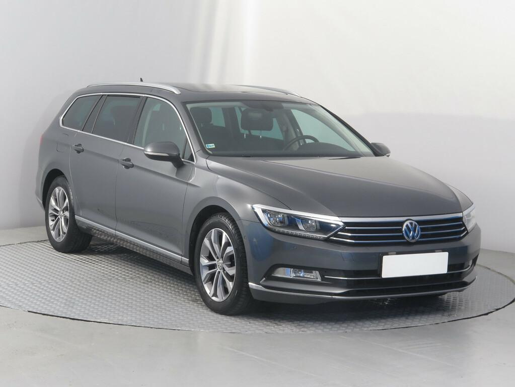 VW Passat Highline 2.0 TDI