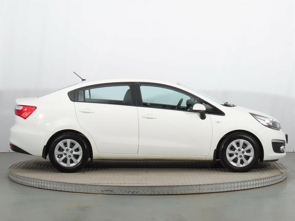 Kia Rio  1.25 CVVT