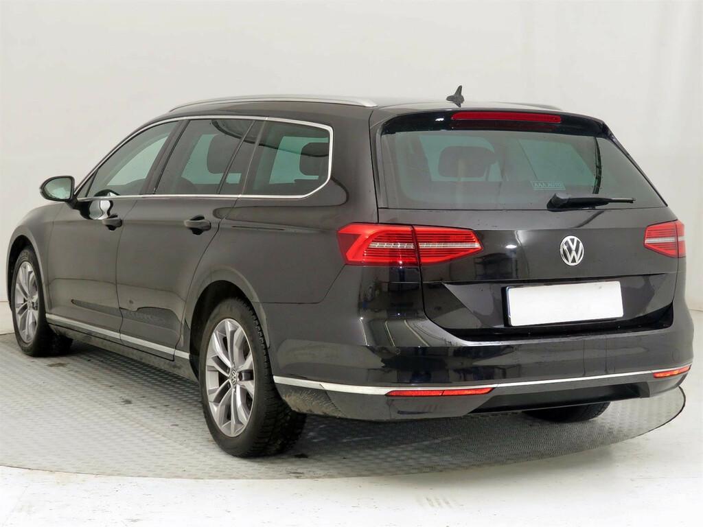 VW Passat Highline 2.0 TDI