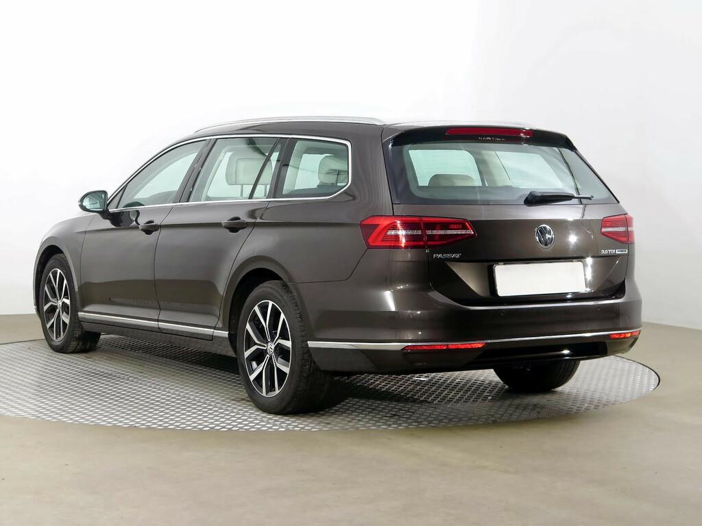 VW Passat Highline 2.0 TDI