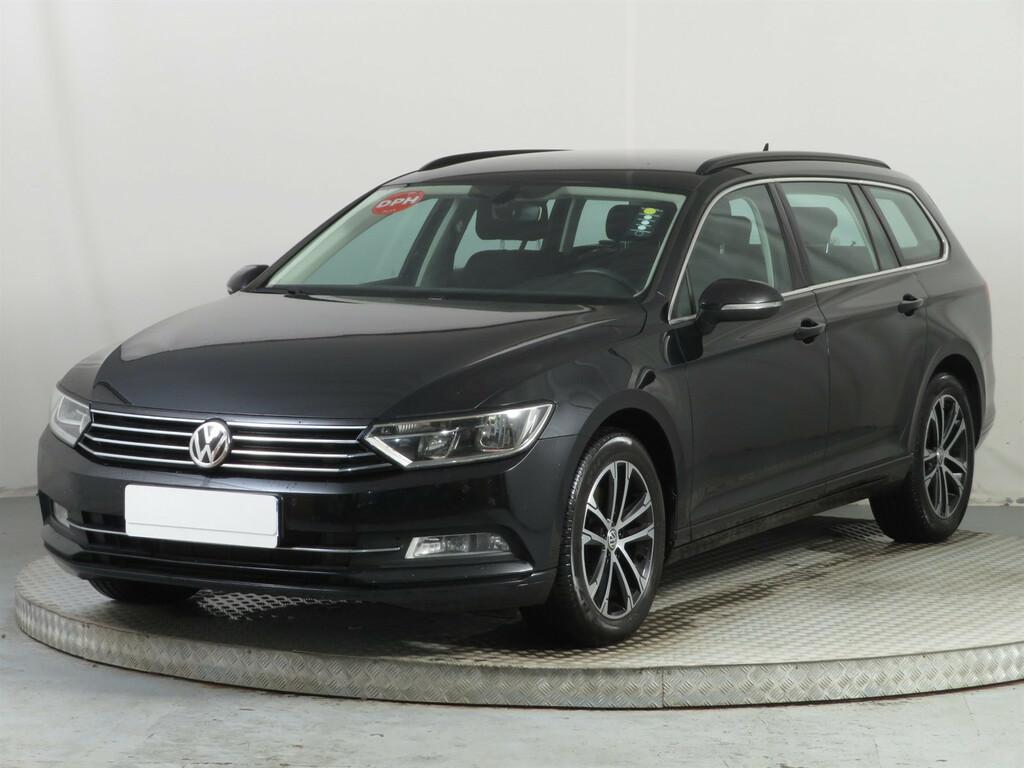 VW Passat Comfortline 2.0 TDI