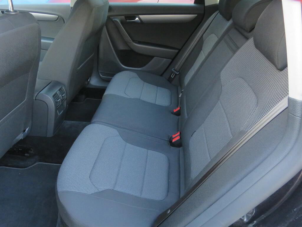 VW Passat Comfortline 2.0 TDI