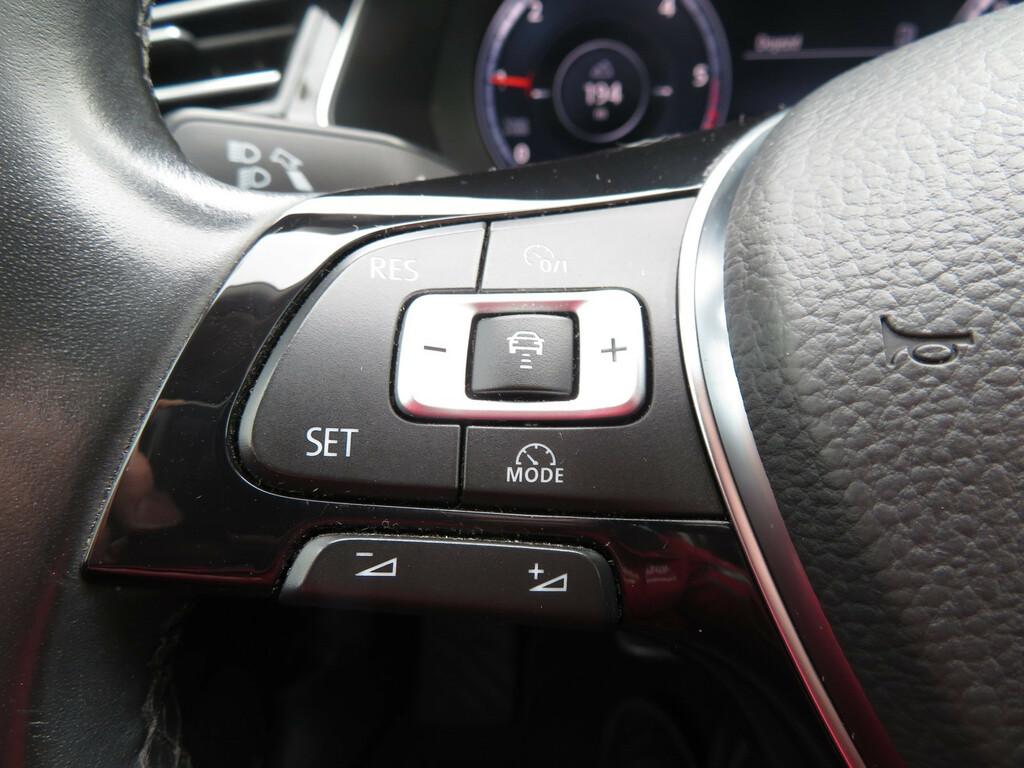 VW Passat Highline 2.0 TDI
