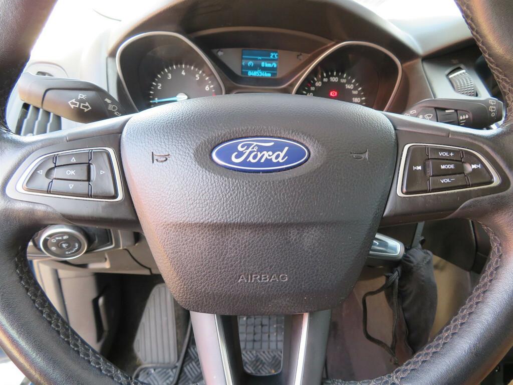 Ford Focus  1.6 i