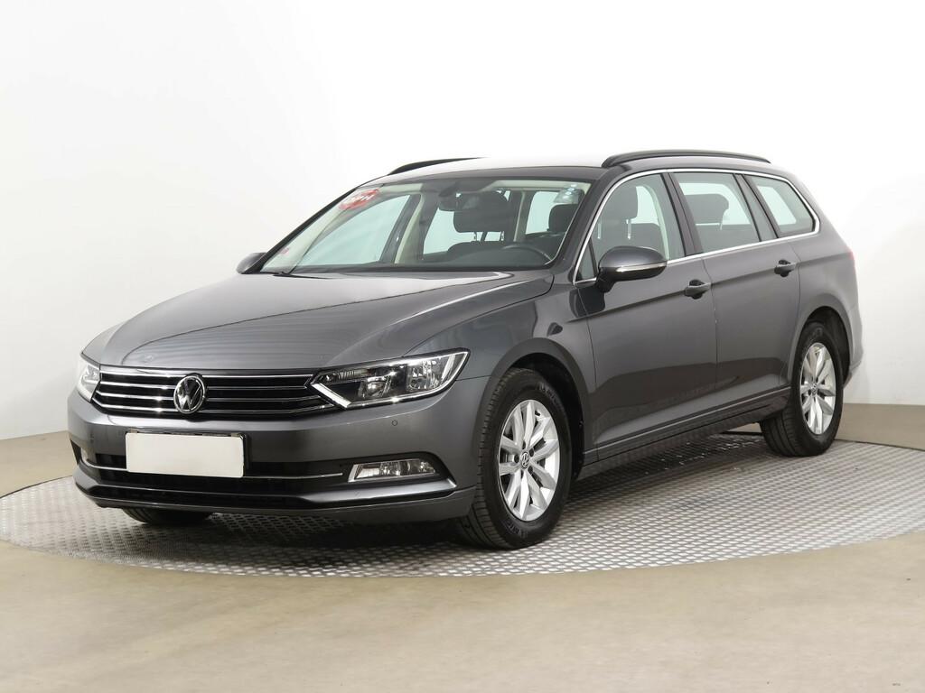 VW Passat Comfortline 2.0 TDI