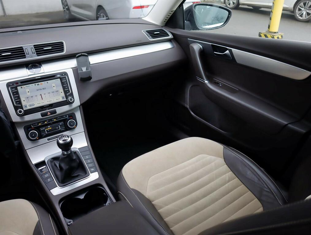 VW Passat Highline 2.0 TDI