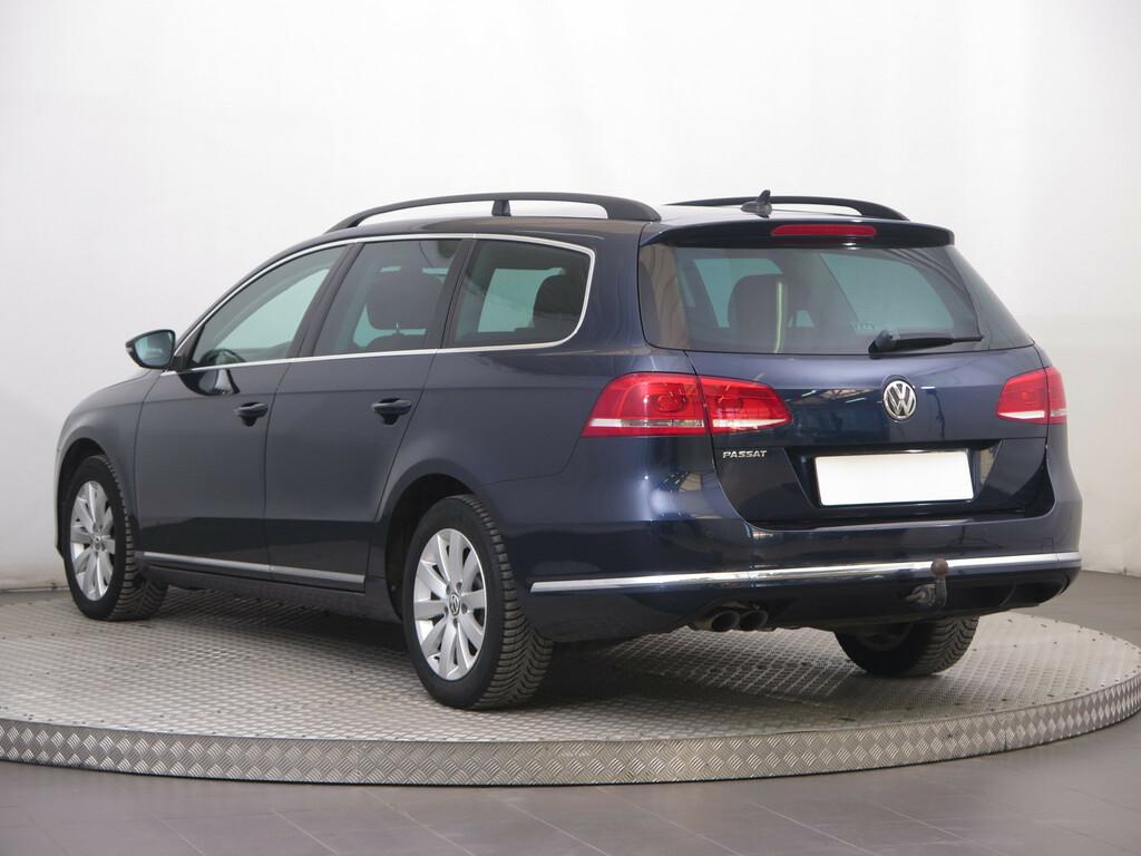 VW Passat Comfortline 2.0 TDI