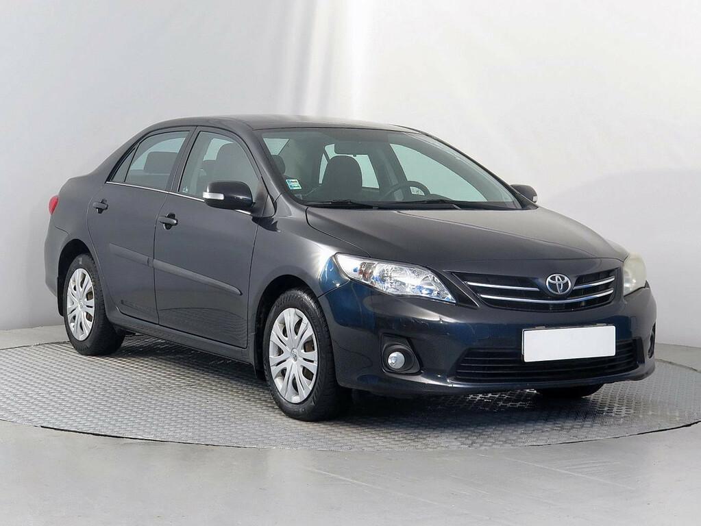 Toyota Corolla  1.6 i