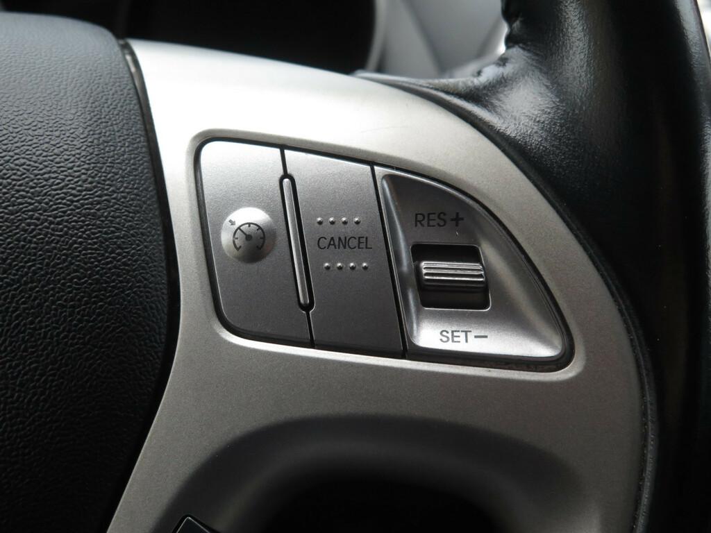 Hyundai ix35  2.0 CRDi