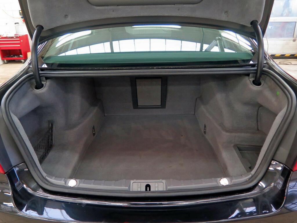 BMW 7  730 d
