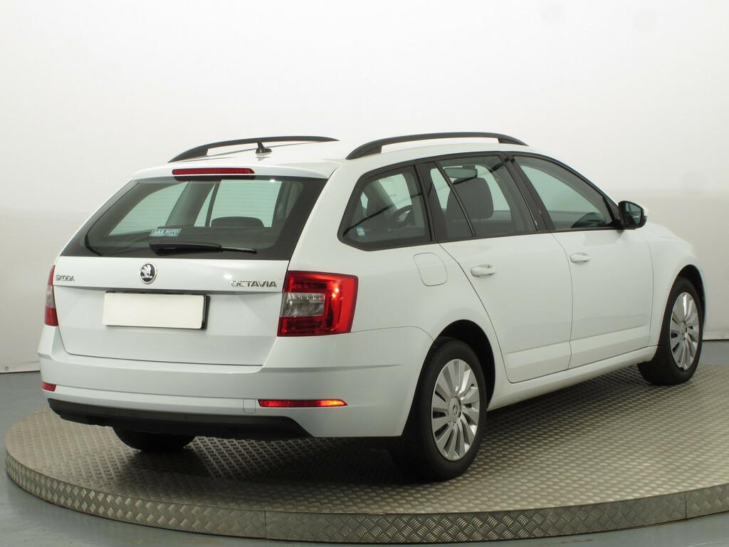 Skoda Octavia Ambition Plus 1.6 TDI