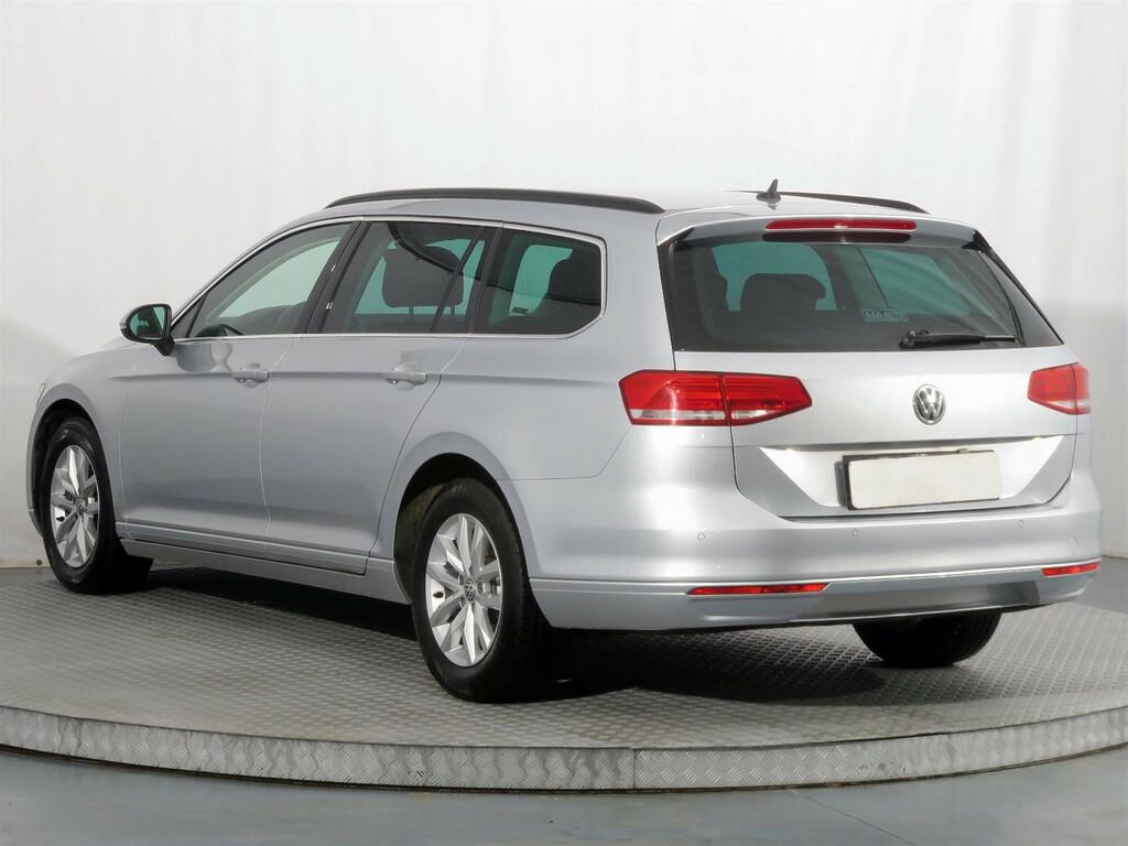 VW Passat Comfortline 2.0 TDI