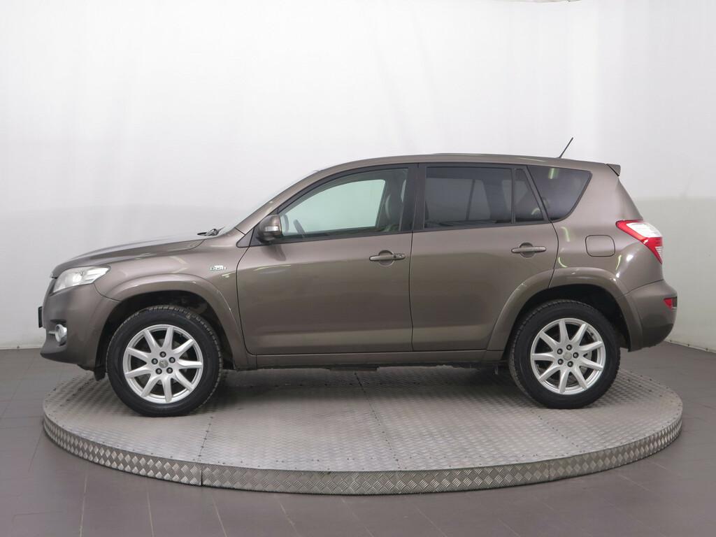 Toyota RAV 4  2.2 D-4D
