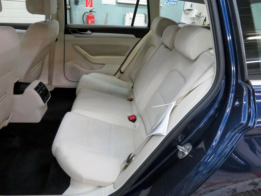 VW Passat  1.6 TDI