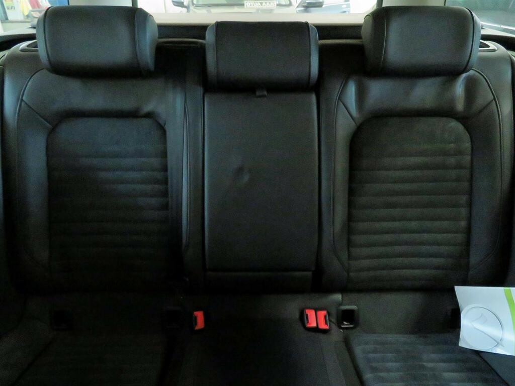 VW Passat Highline 1.6 TDI