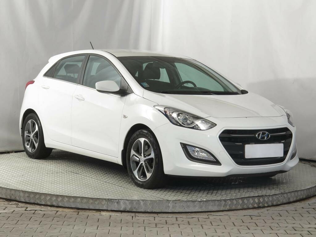 Hyundai i30  1.6 MPI