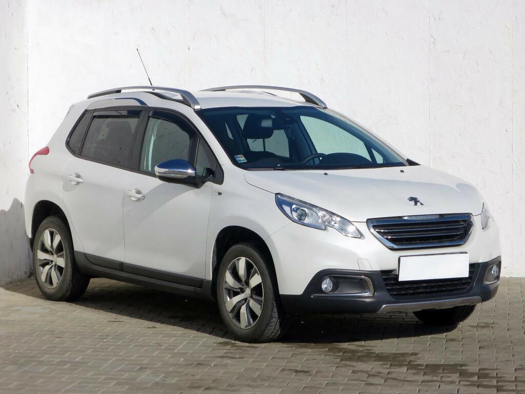 Peugeot 2008  1.2 PureTech
