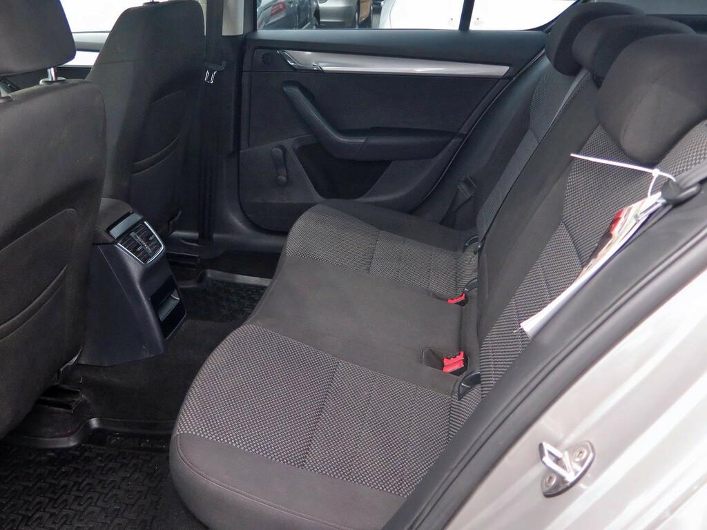 Skoda Octavia Ambition 1.6 TDI