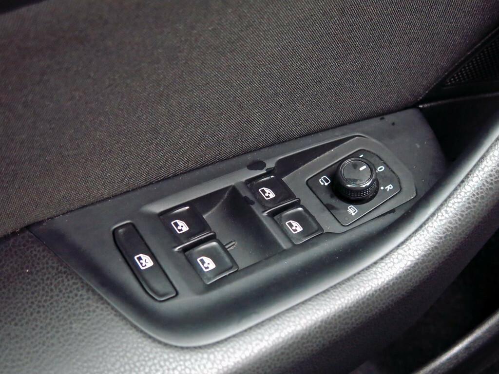 VW Passat Comfortline 2.0 TDI