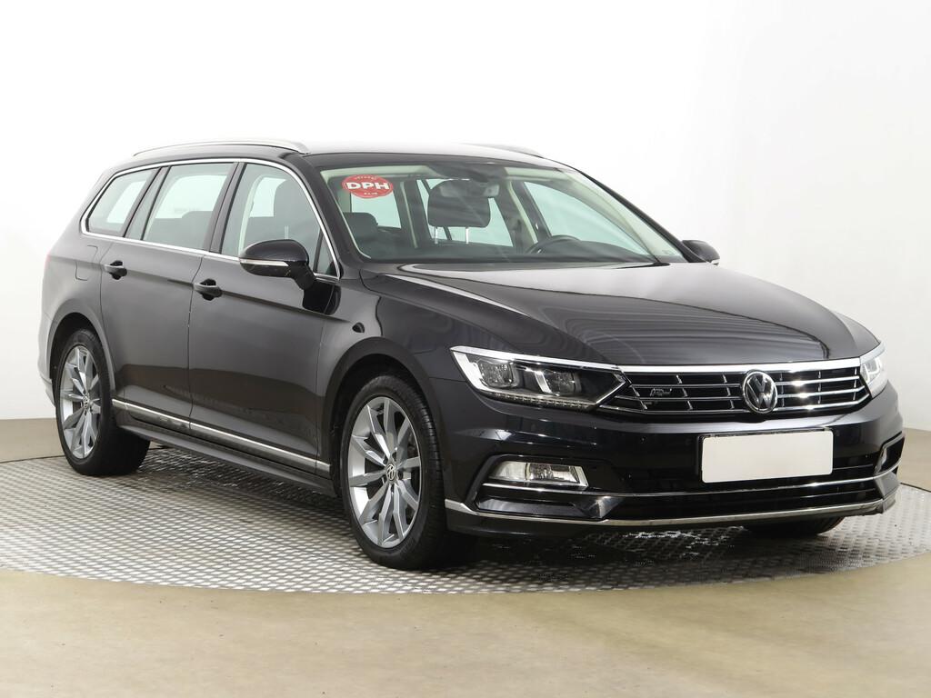 VW Passat Highline, R-Line 2.0 TDI