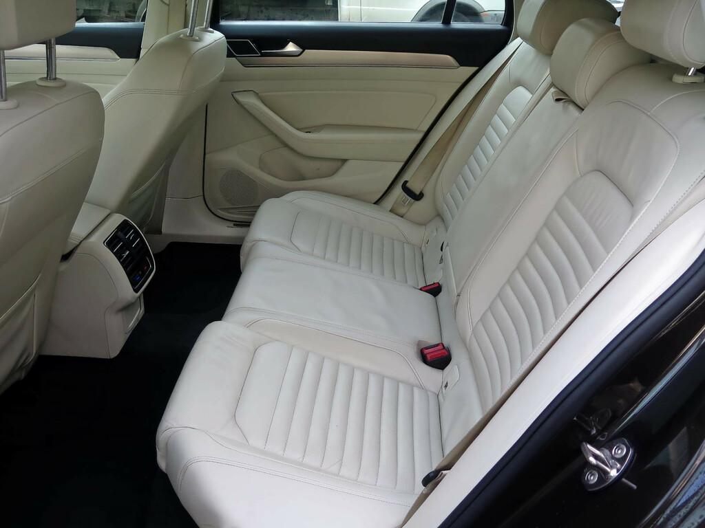 VW Passat Highline 2.0 TDI