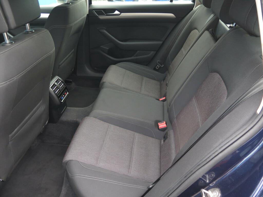VW Passat Comfortline 2.0 TDI