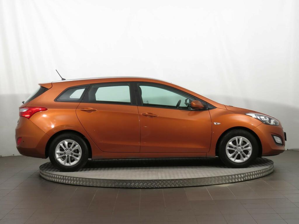 Hyundai i30 Trikolor Komfort 1.6 MPI