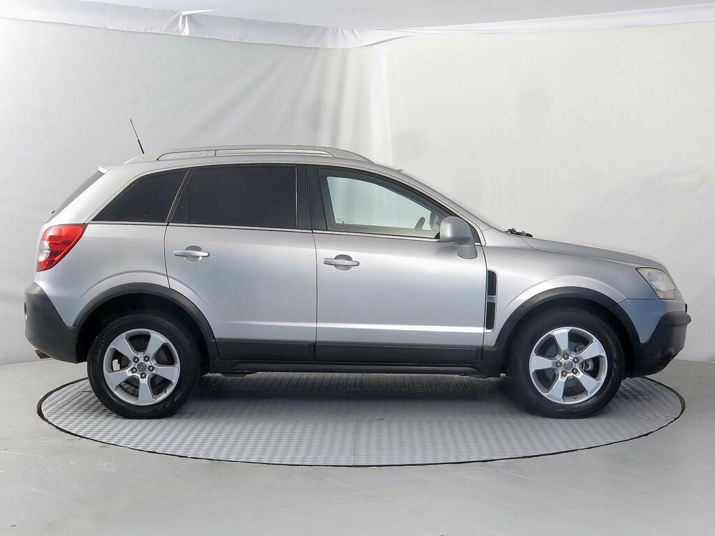 Opel Antara  2.4