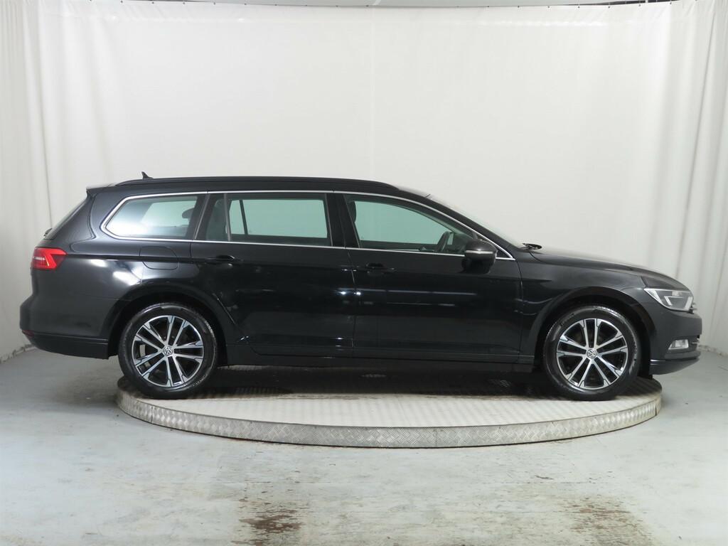 VW Passat Comfortline 2.0 TDI