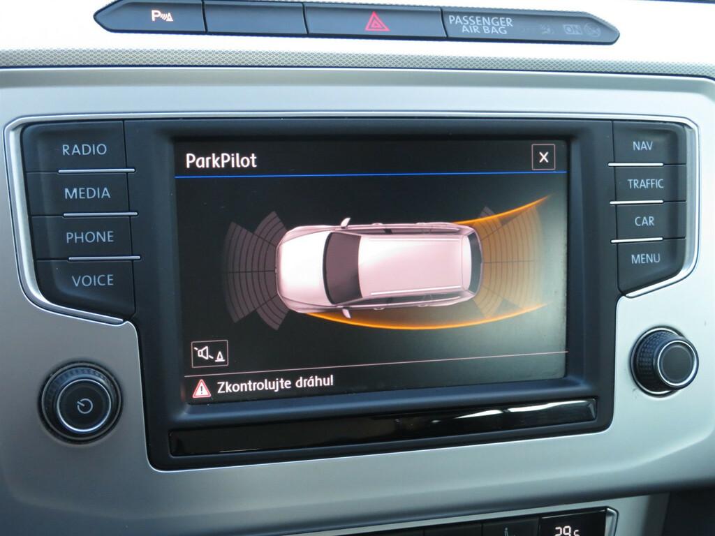 VW Passat Comfortline 2.0 TDI