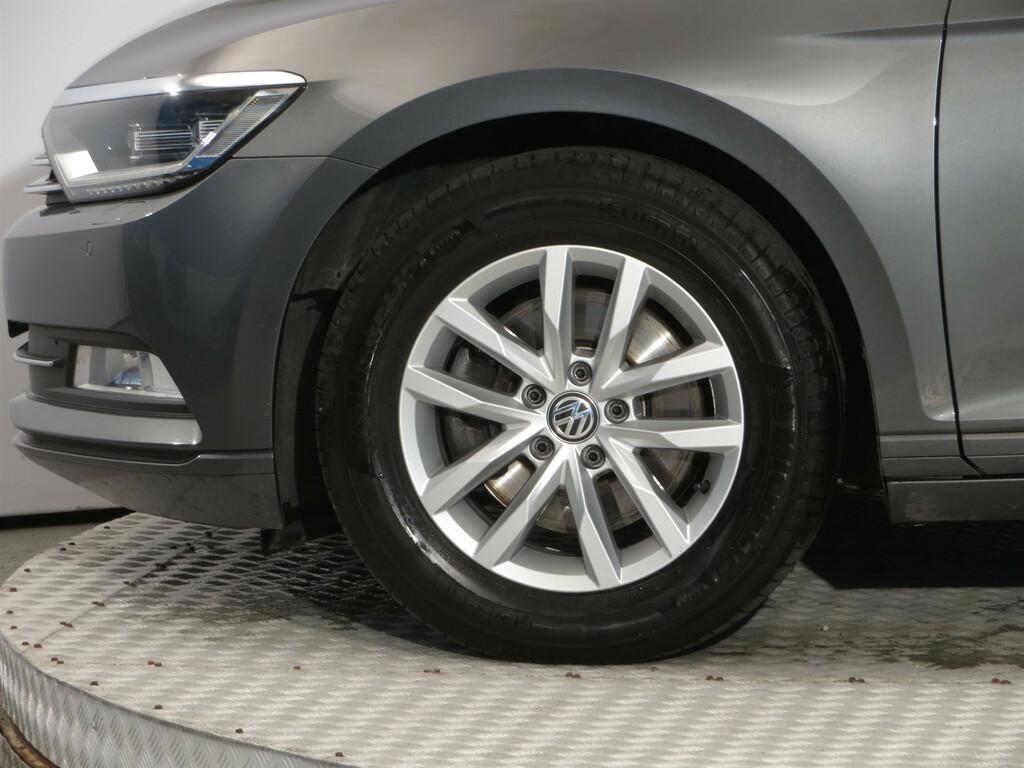 VW Passat Comfortline 2.0 TDI