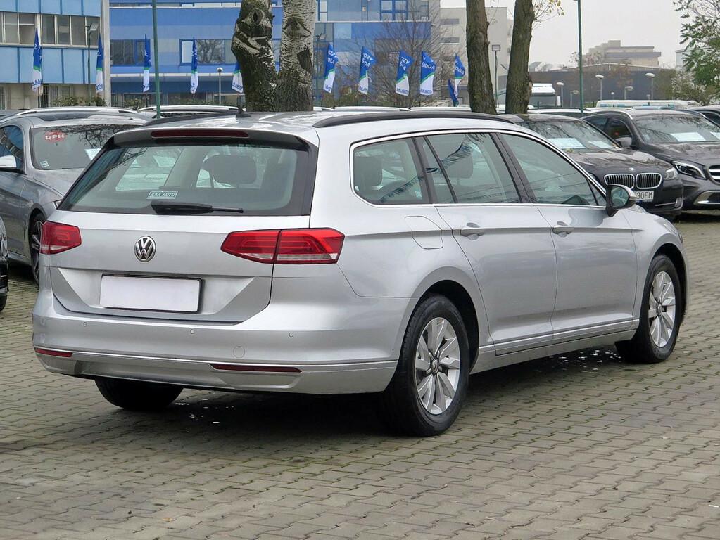 VW Passat Comfortline 2.0 TDI