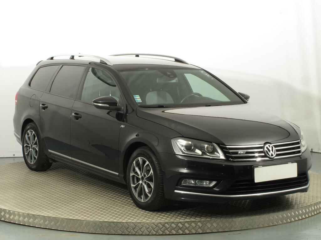 VW Passat R-Line Bluemotion 2.0 TDI