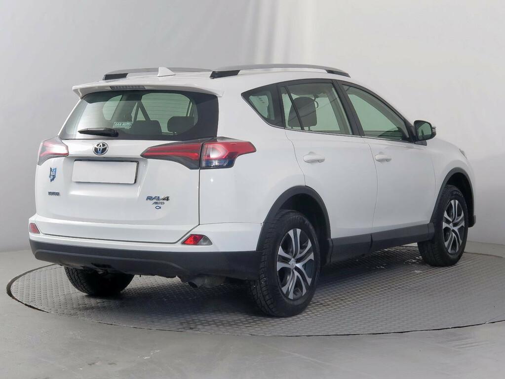 Toyota RAV 4  2.0 VVT-i