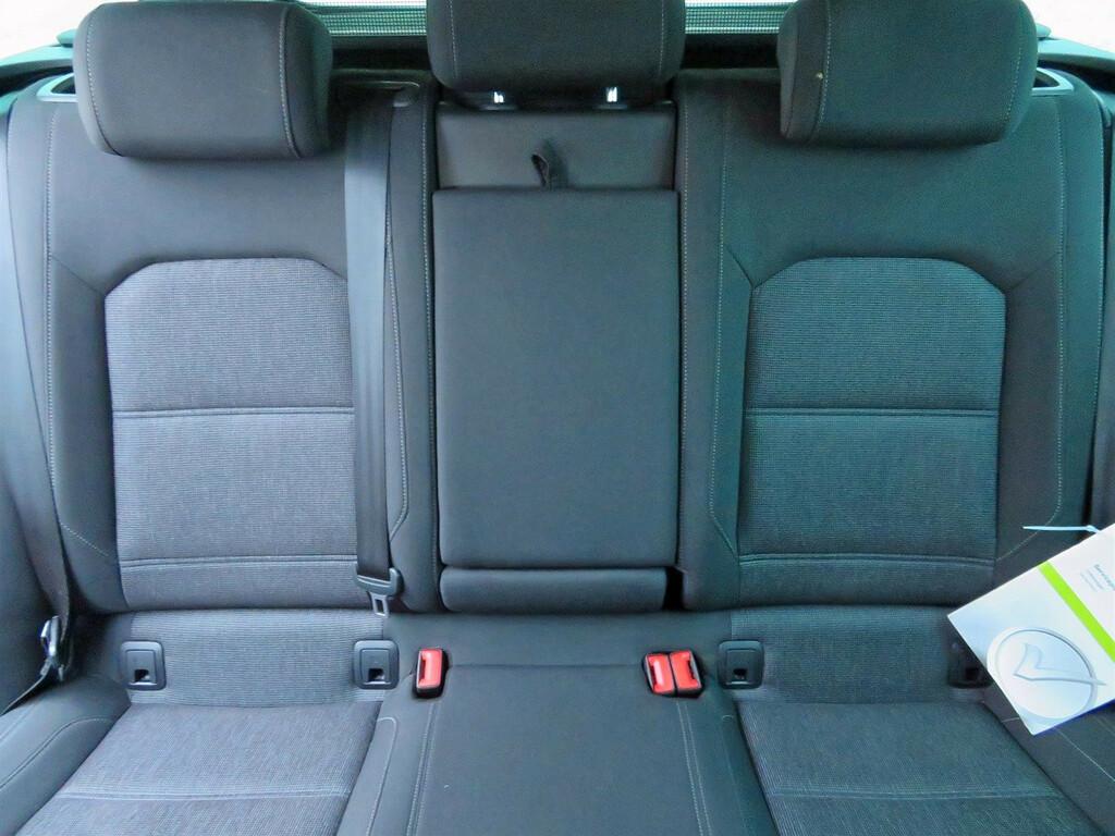 VW Passat Comfortline 2.0 TDI