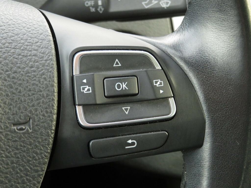 VW Passat  1.6 TDI